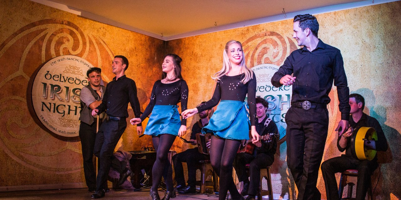 irish dancers perform in dublin ireland
